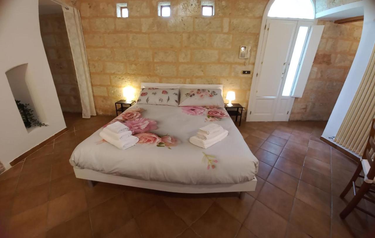 Bed and Breakfast Villino Tronchetto Bianco Мола-ди-Бари Экстерьер фото