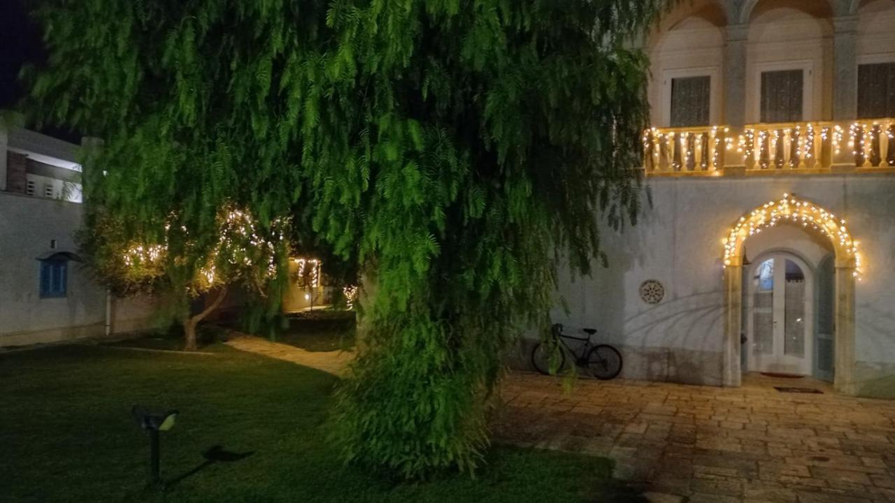 Bed and Breakfast Villino Tronchetto Bianco Мола-ди-Бари Экстерьер фото