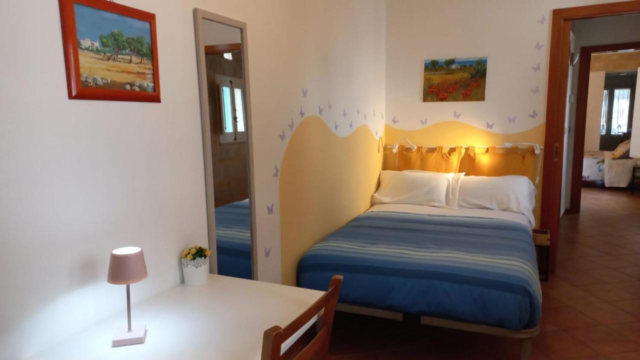 Bed and Breakfast Villino Tronchetto Bianco Мола-ди-Бари Экстерьер фото