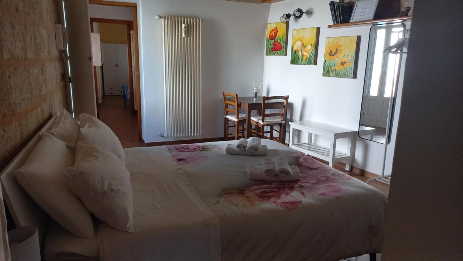Bed and Breakfast Villino Tronchetto Bianco Мола-ди-Бари Экстерьер фото